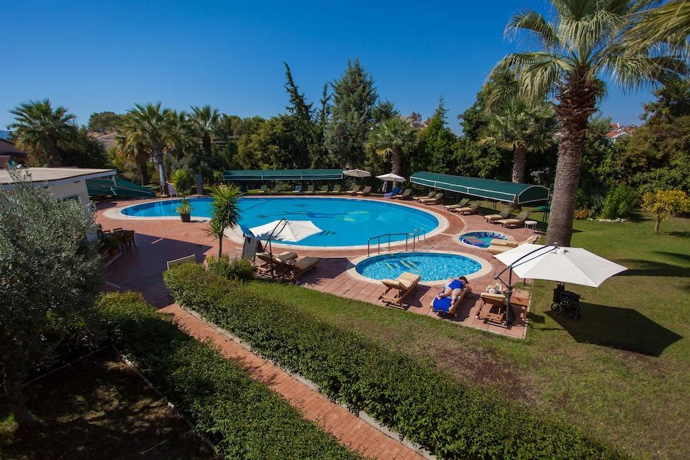Rebin Beach Hotel Fethiye Exterior photo