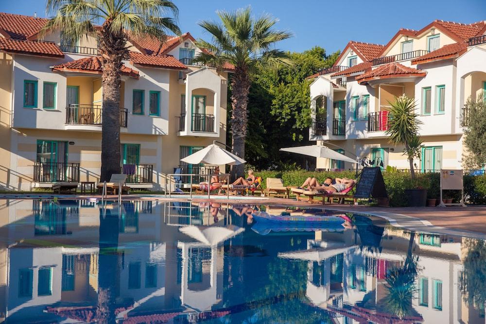 Rebin Beach Hotel Fethiye Exterior photo
