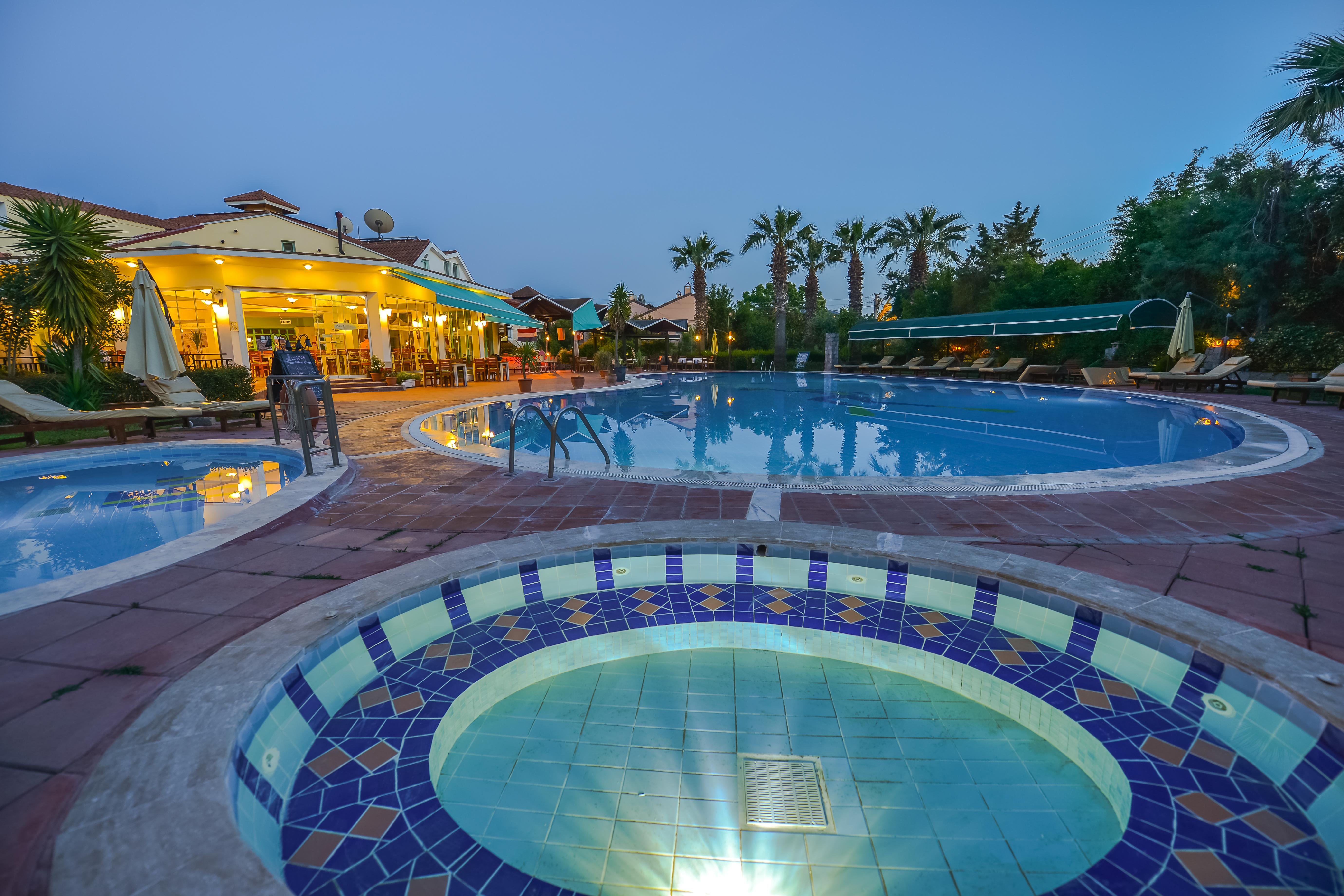 Rebin Beach Hotel Fethiye Exterior photo