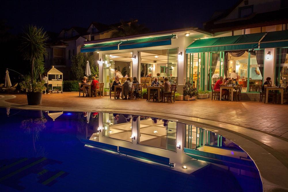 Rebin Beach Hotel Fethiye Exterior photo